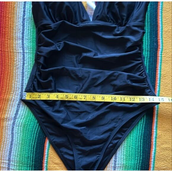 NWT Cupshe Black Rouged One Piece Swimsuit - Picture 6 of 7